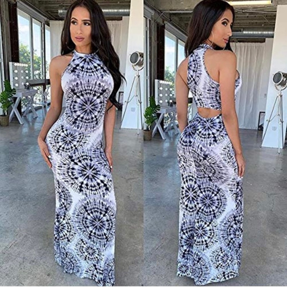 Beautiful maxi dress.